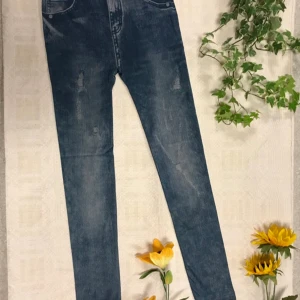 Super Stretch Legging i Jean Stil  - Fri stlk  Ca 34-40 Helt ny  89kr/st