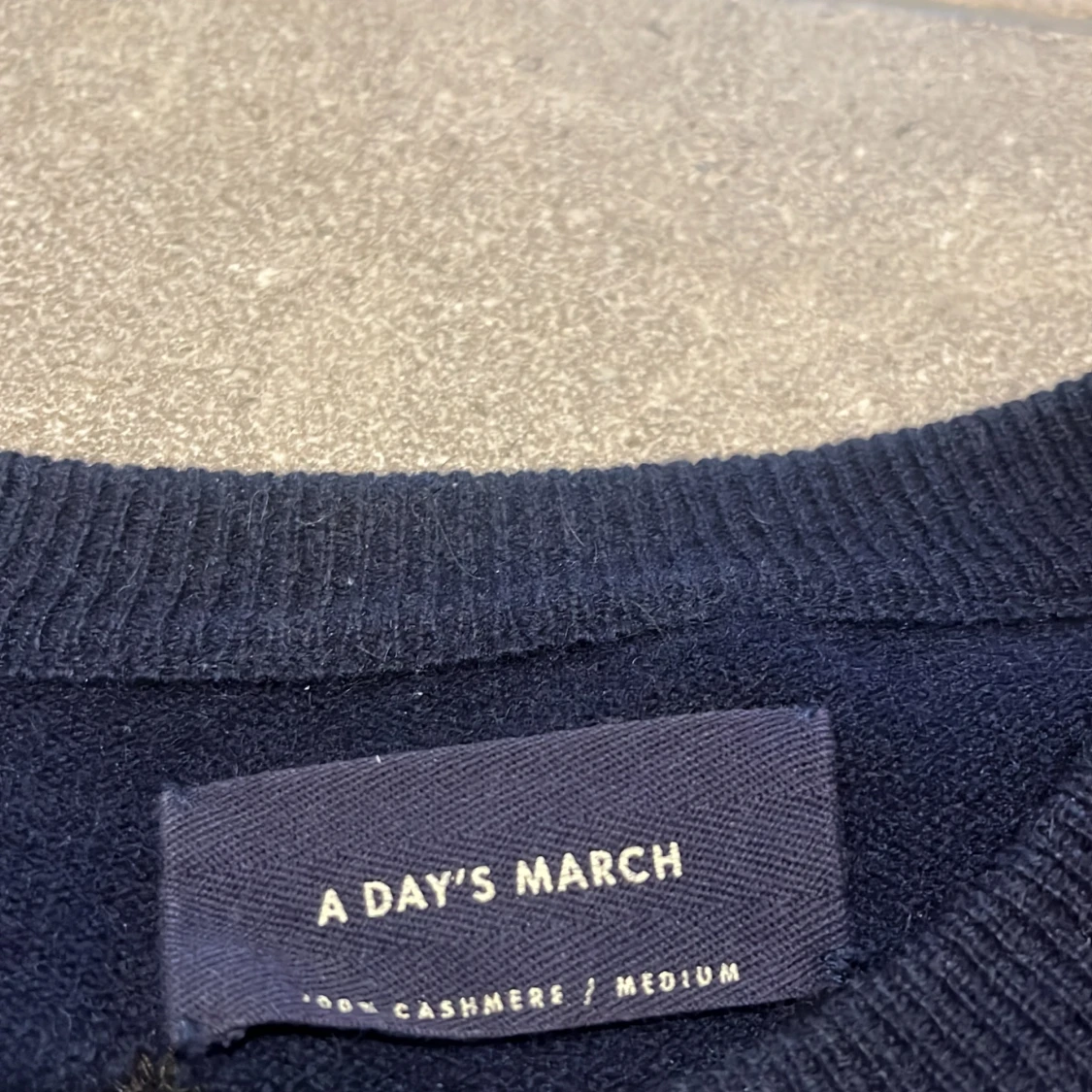 100% Kashmir tröja A Days March - 90