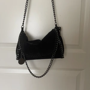 Väska - Stella mccartney liknande väska, rymlig💓Använd gärna köp nu