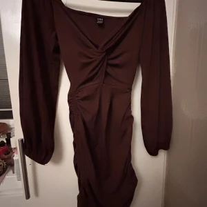 Klänning - Använd vid ett tillfälle väldigt fin stl S från shein 