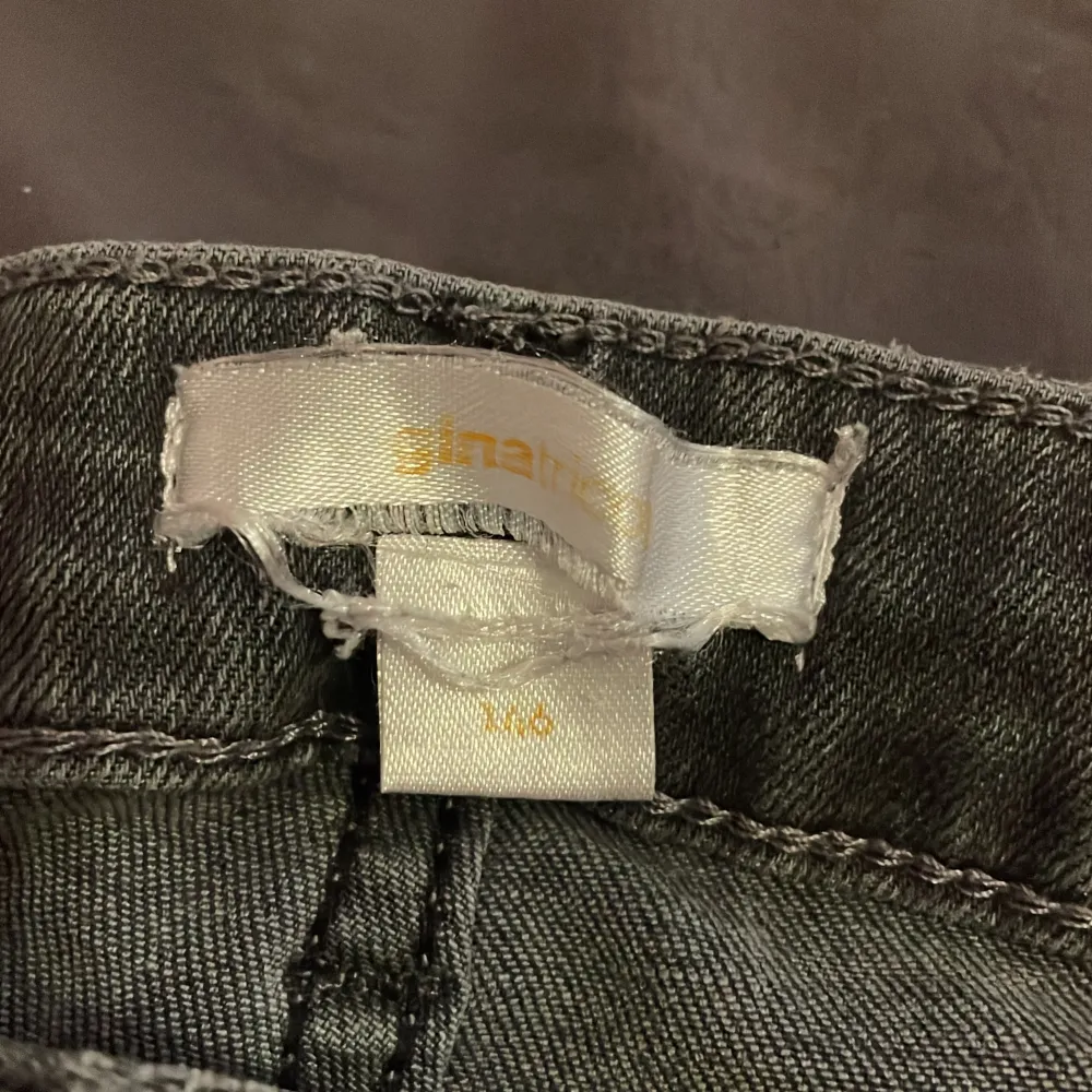 Storlek 146, bootcut jeans (Pris kan diskuteras). Jeans & Byxor.
