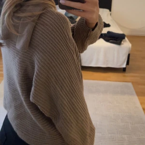 Tröja - Tröja med krage 