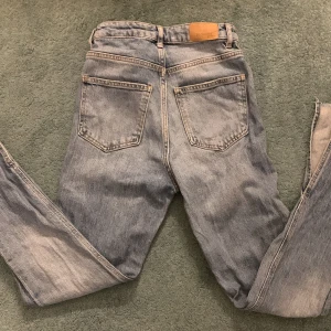 Jeans från Gina - High waist, storlek 34,väldigt sköna