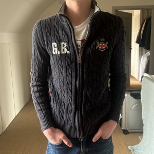 Morris fullzip - 8/10 skick