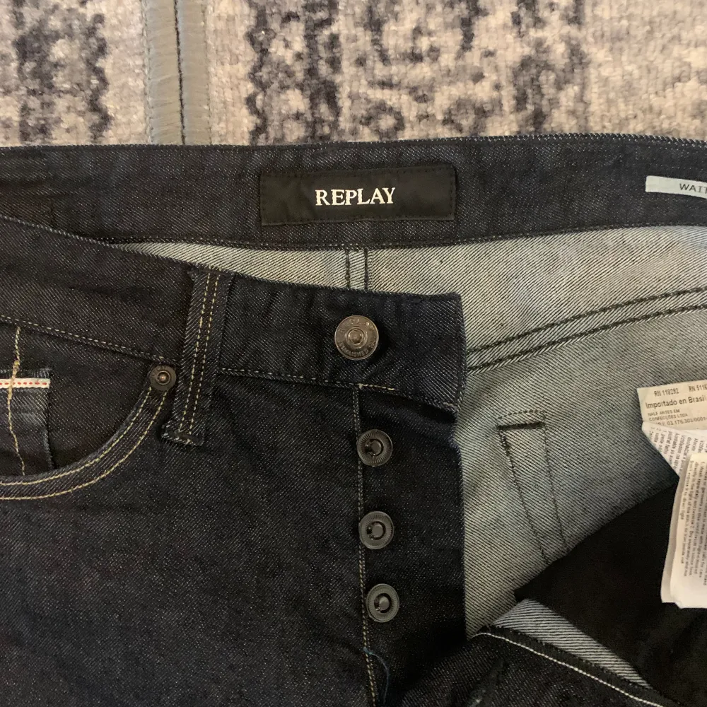 Replay jeans helt ny mörkblå herr. Jeans & Byxor.