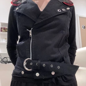 Poizen industris väst  - Så cool poizen industris väst aldrig använd 