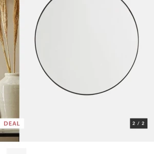 Rund spegel Åhléns home  - Rund spegel från Åhléns home i nyskick. Köptes för 600kr säljer för 400kr då den fortfarande är hel och fin. 💞