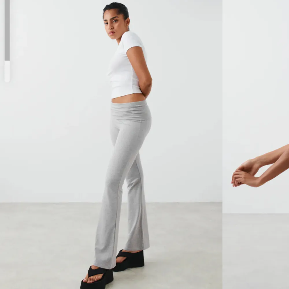 Intressekoll på mina gråa yoga pants från Gina, helt helt nya. Använd 1 gång men passar inte min kropp. Köpt för 360kr och säljer för 200/150kr. Jeans & Byxor.