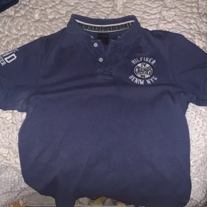 Pike - Piké säljer då den inte passar längre hör av er om ni har frågor 