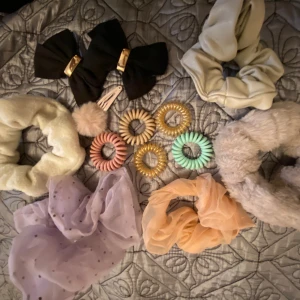 Hårassesoarer  - Fint begagnat skick. Sparsamt använd. Djur - o rökfritt hem 