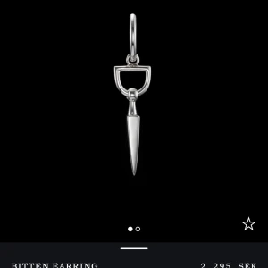 Maria Nilsdotter  - Någon som vill byta mitt bitten earing mot ett annat örhänge från Maria nilsdotter?
