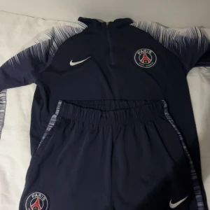 Psg dress Ny storlek S - Bara testad storlek S 