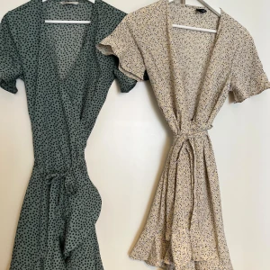 Klänningar - Säljer två stycken klänningar, båda klänningar i storlek 38/M👗 100:- styck👗