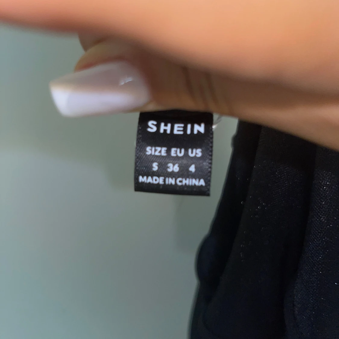 Glittrig Shein klänning  - 91