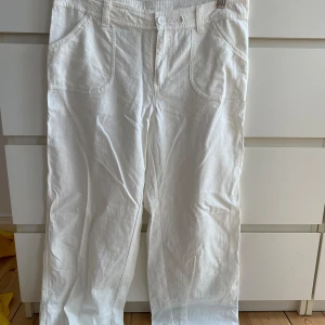 Linnebyxor - Raka/utsvängda linnebyxor köpta från hm som är oanvända. Storlek S. Så fina❤️❤️
