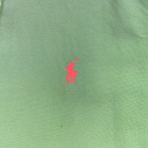 Äkta Ralph lauren 9/10 skick storlek s passar ochså som M - Lime grön Ralp lauren skjorta 