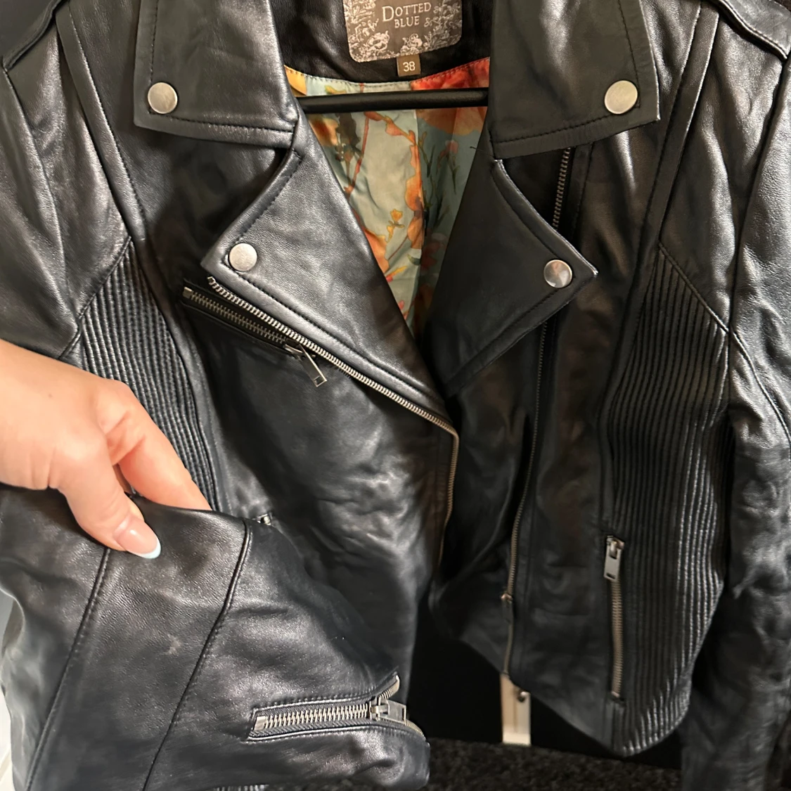 Äkta läder jacka  - 91