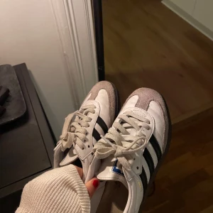 Adidas smaba  - Adidas samba. Storlek 38