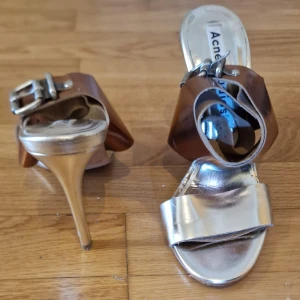 Acne Studios stiletter - Storlek 37