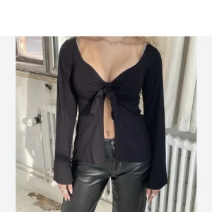 Tröja - Lånad Bild!!super fin tröja endast använd 2 gånger!