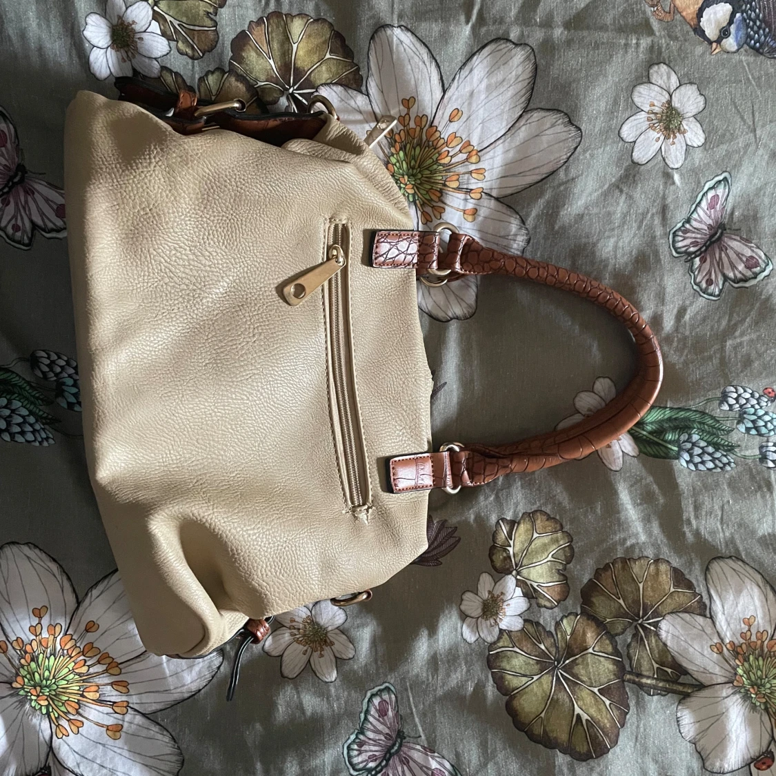 Michael kors liknande väska  - 90