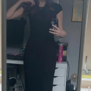 Långklänning nelly - Jättefin långklänning från nelly