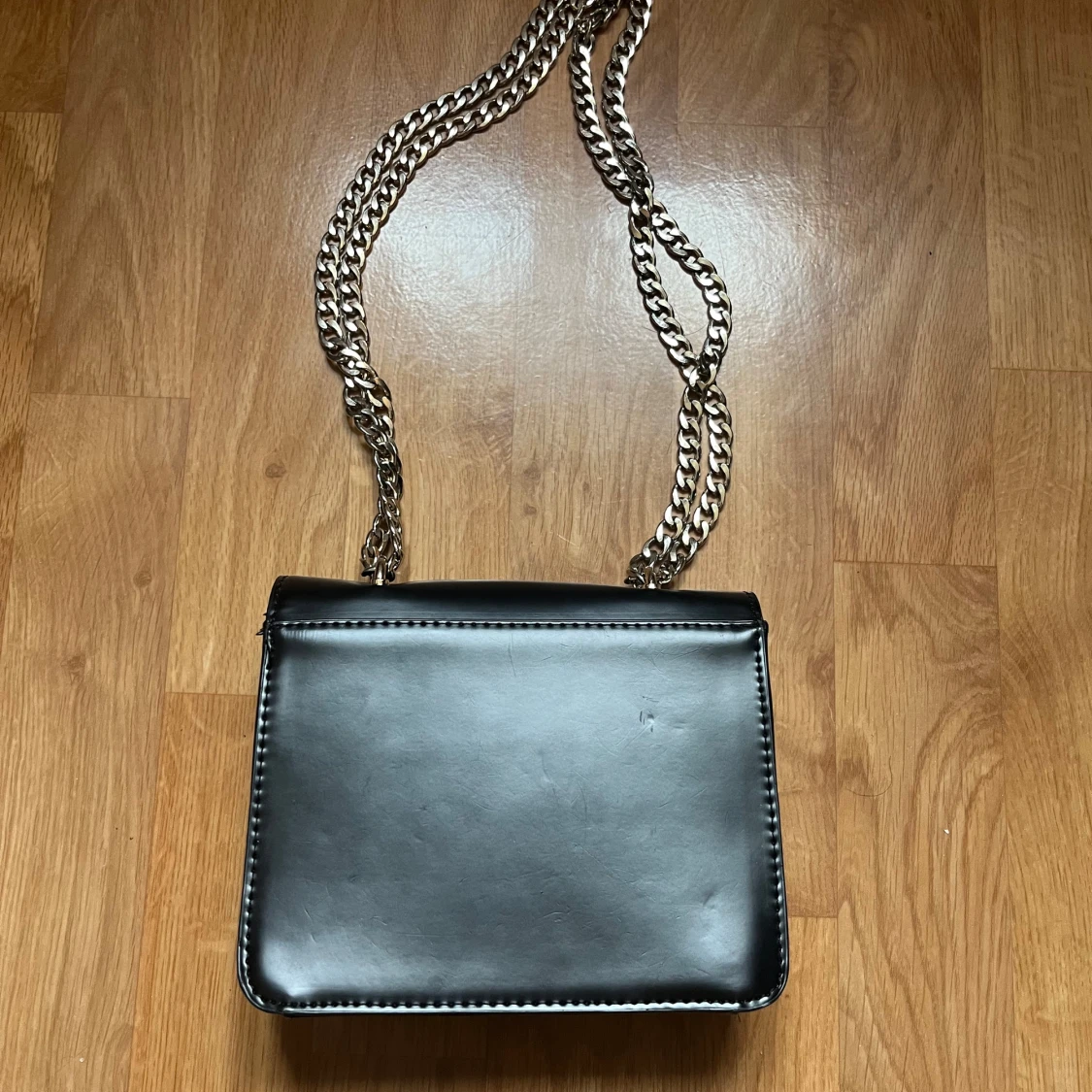 Svart väska  - 90