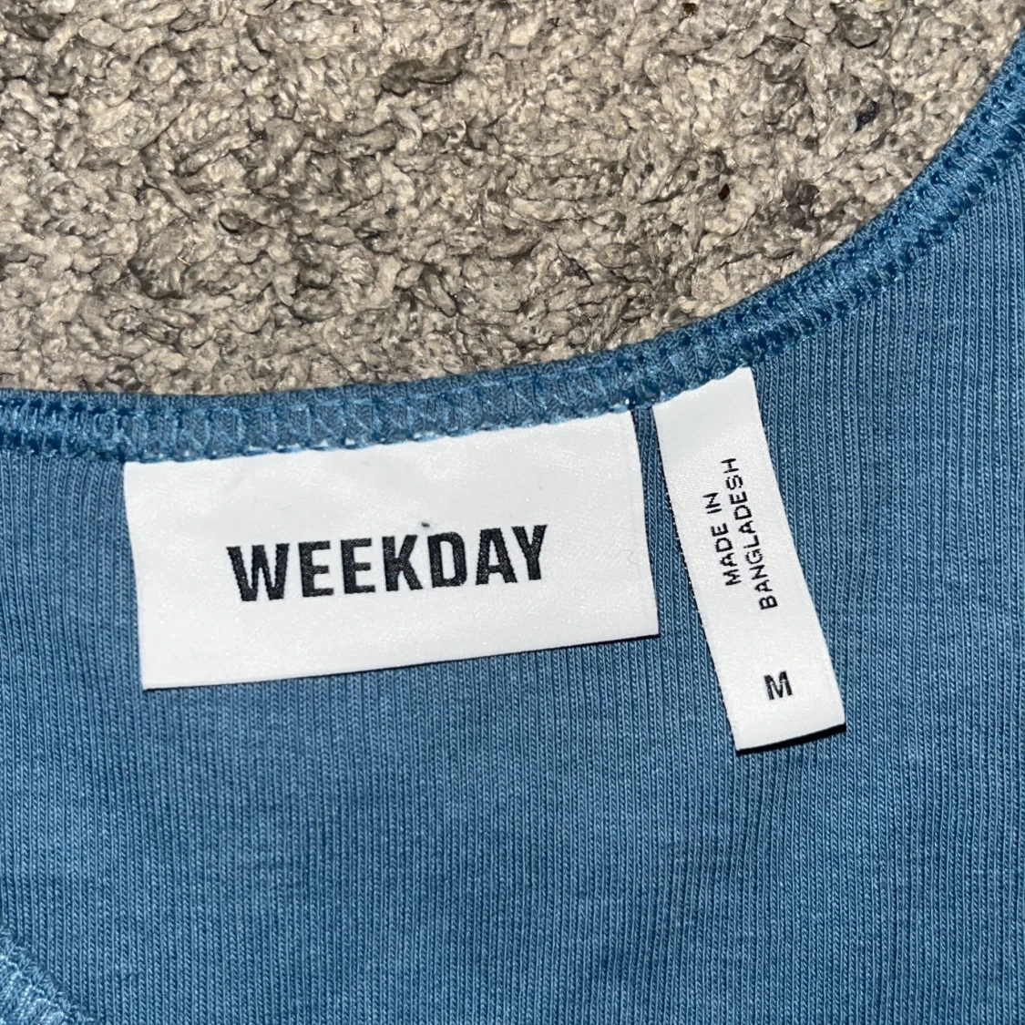 Blå Linne/ topp från Weekday  - 91