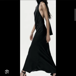 SÖKER! - This zara dress size xs or s