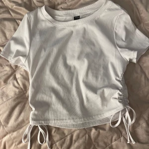 Vit tröja - Super gullig tröja❤️