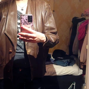 Skinnjacka - Oversized i bra skick