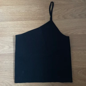 Fin topp - Fin topp från Mango som är i nyskick!