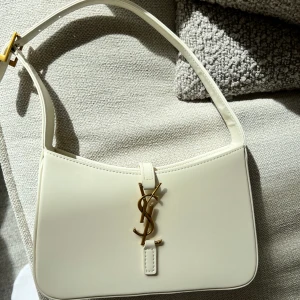 Handväska - Från Aliexpress