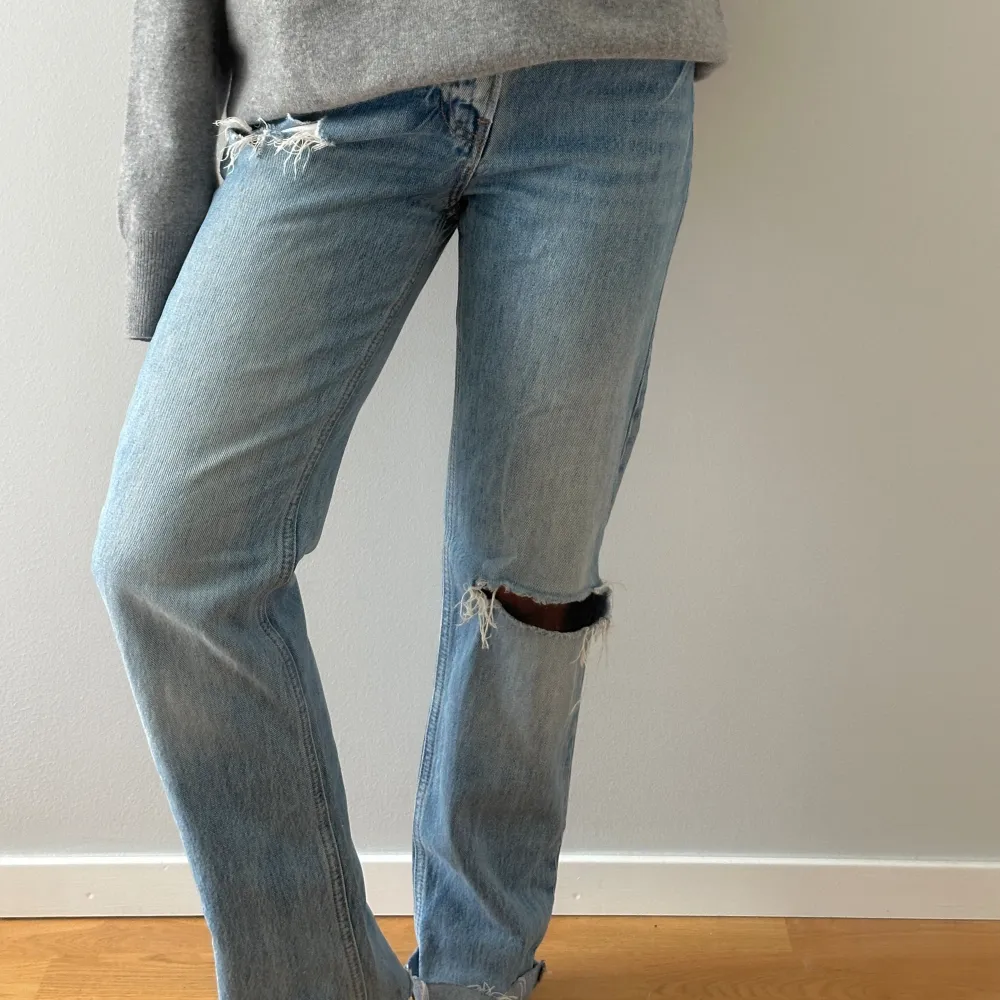 Jeans ifrån Zara . Jeans & Byxor.