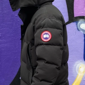  Canada goose - Nästan ny Canada Goose storlek M 