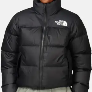 Intressekoll, vill sälja min North Face jacka. Använts en säsong, lägger ut för att kolla intresset och vad som kan tänkas läggas. Diskuterar gärna priser. 