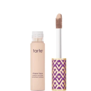 Tarte concealer  - Säljer min tarte concealer i färgen medium sand  som jag beställde i fel färg. Testad ca 2-3 gånger så skulle gissa på att det är ca 80% kvar i förpackningen.  Nypris 379