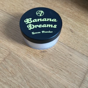 Löspuder - Säljer detta löspuder från w7 som bara är testad 