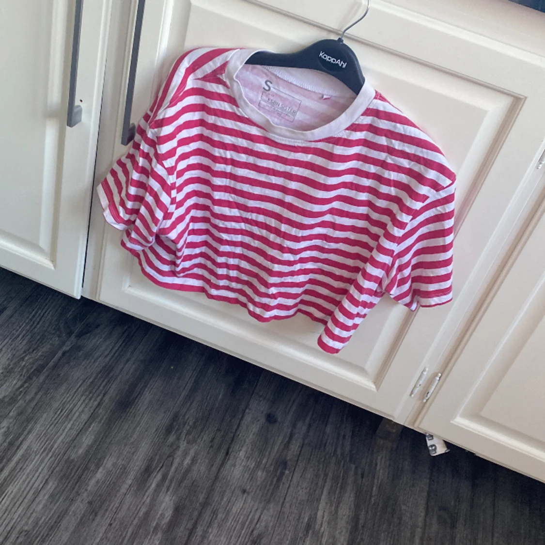 Randig rosa och vit tröja  - 91