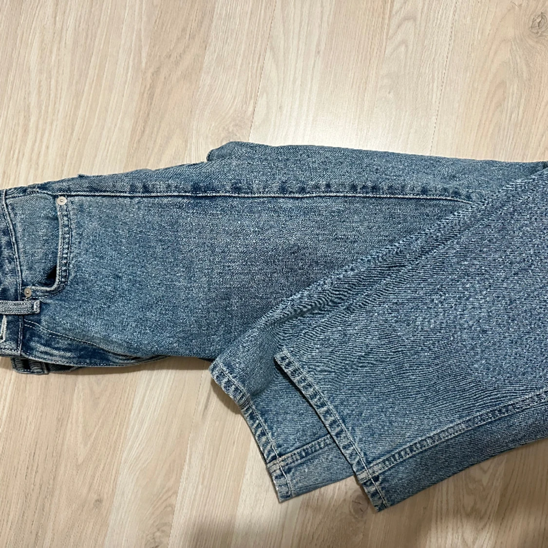 Blå jeans, 34