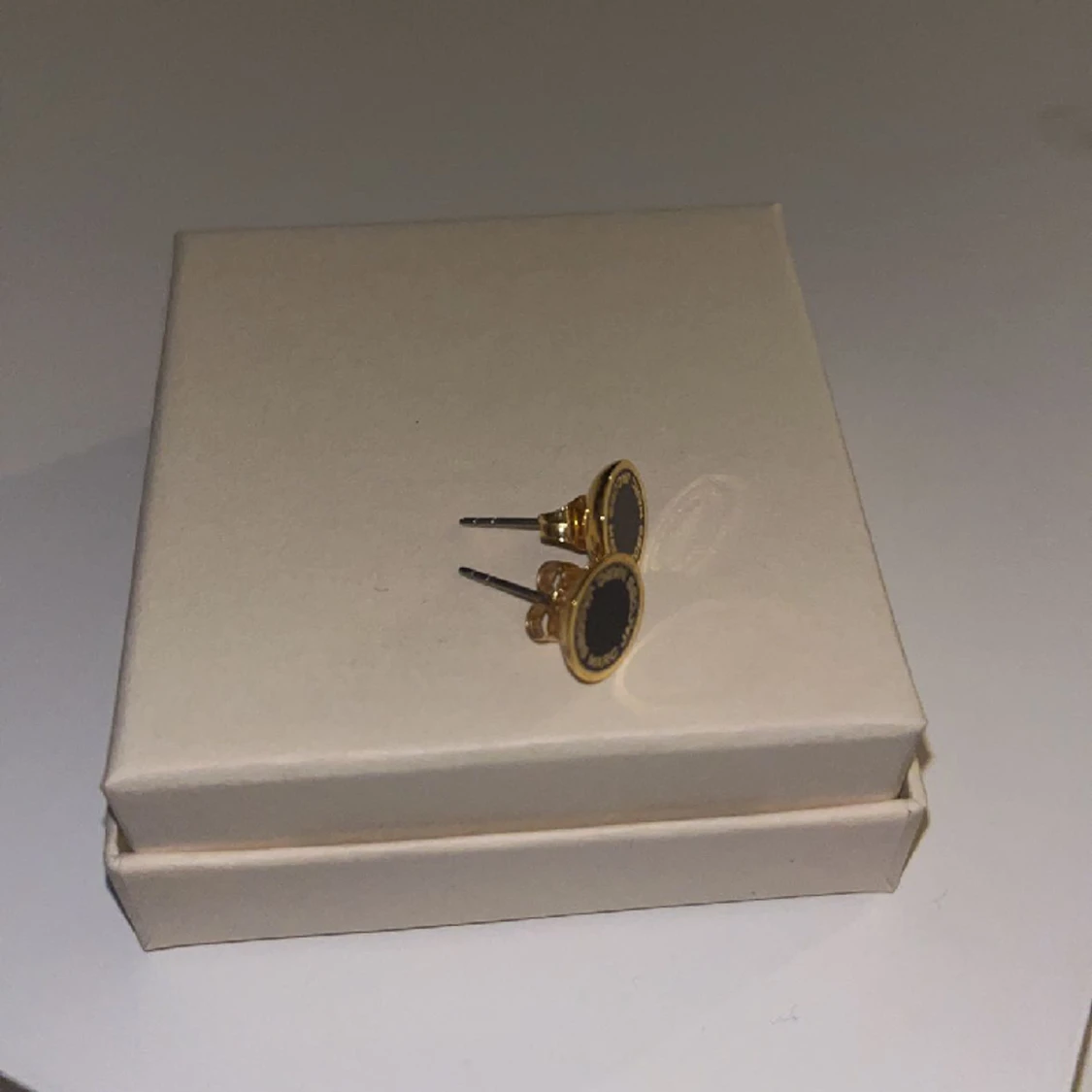 Marc Jacobs örhängen  - 90