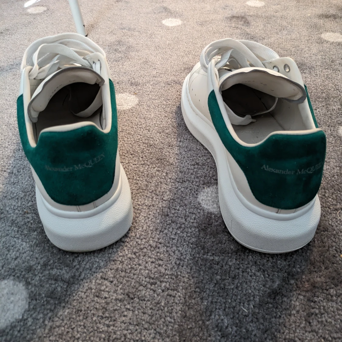 Alexander McQueen  - 90