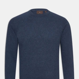 Stickad oscar Jacobson tröja - Snygg stickad oscar Jacobson tröja i storlek s