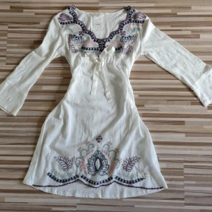 Odd Molly klänning  - Supergullig Odd Molly klänning 💕 Storlek S💕 Kolla gärna in mina andra Odd Molly-annsonser också! 