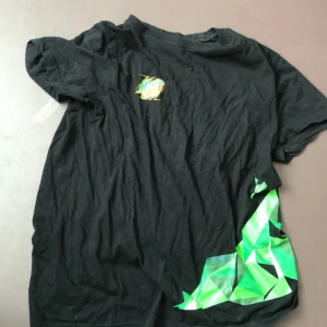 Fet mtdew t-shirt - Nästan helt oanvänd.