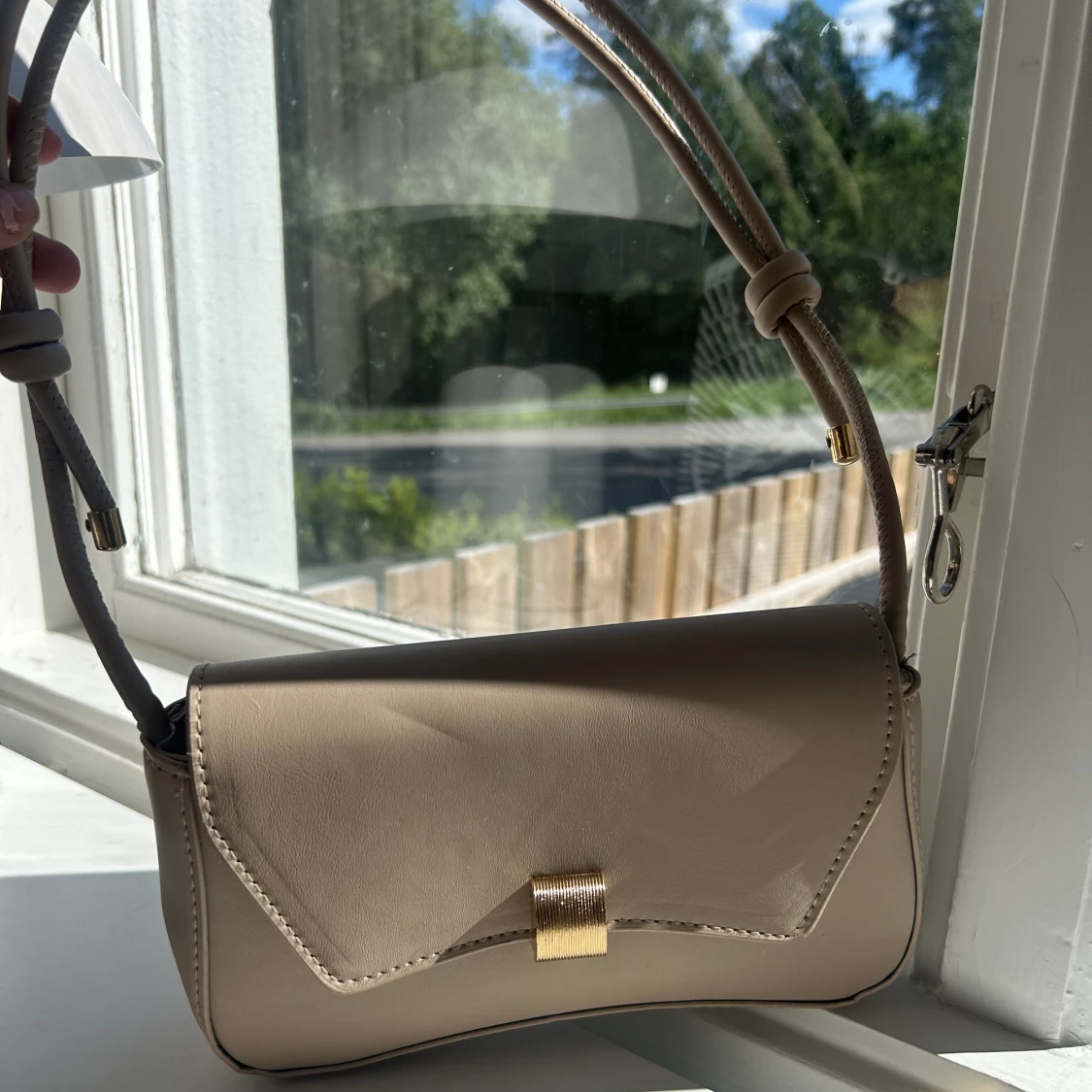 Beige väska  - 90