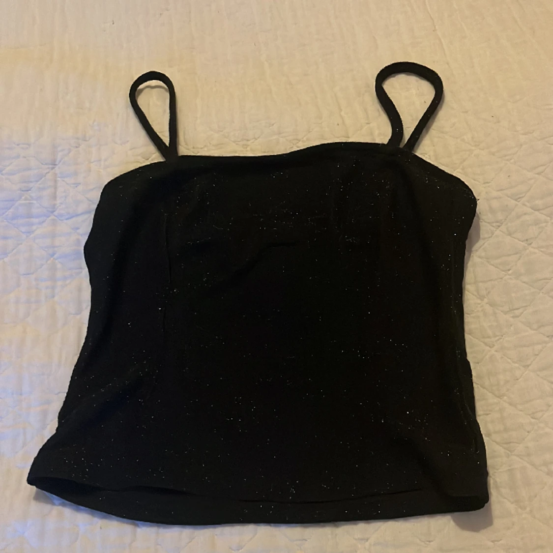 Glittrigt Linne från Gina