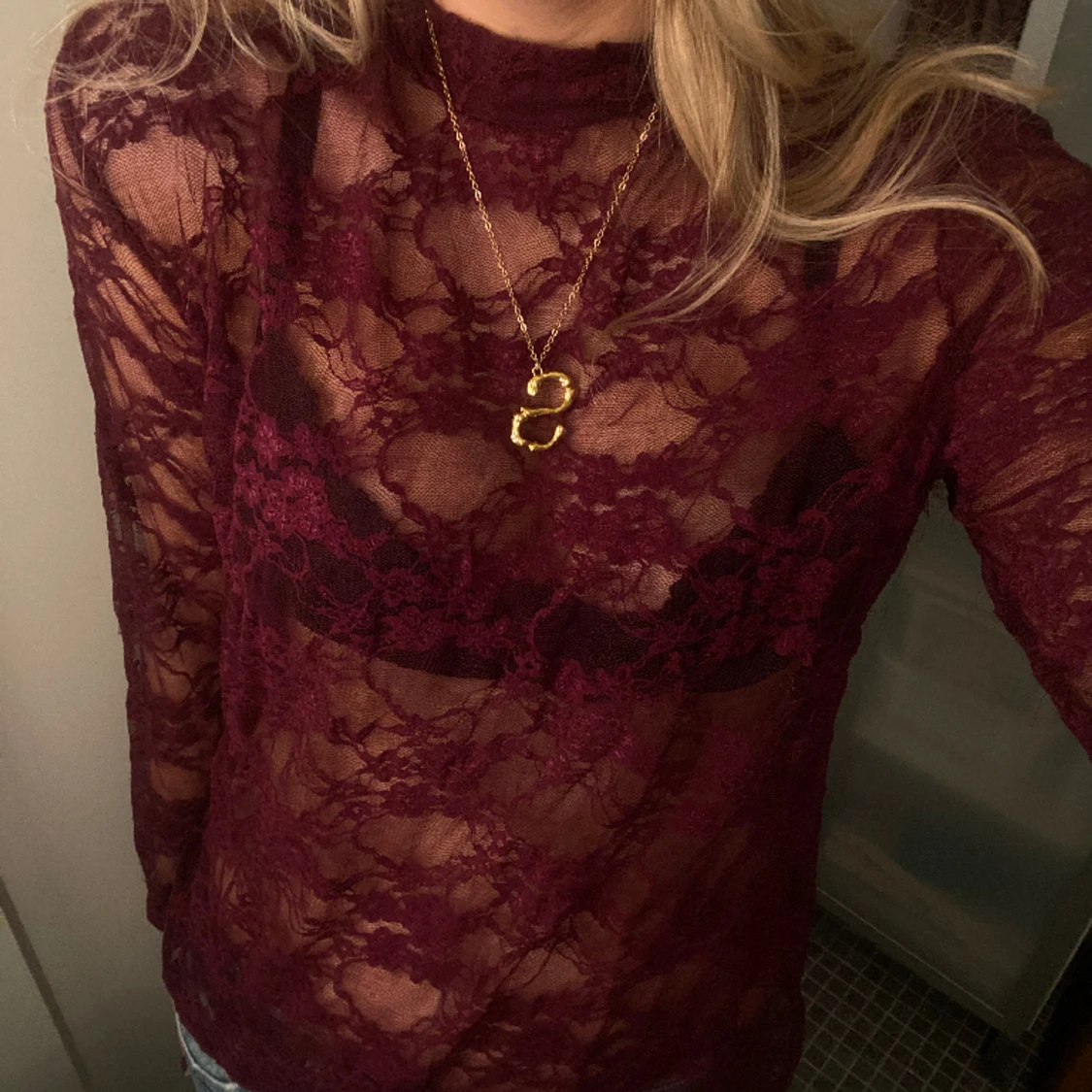 Vinröd spetströja  - 90