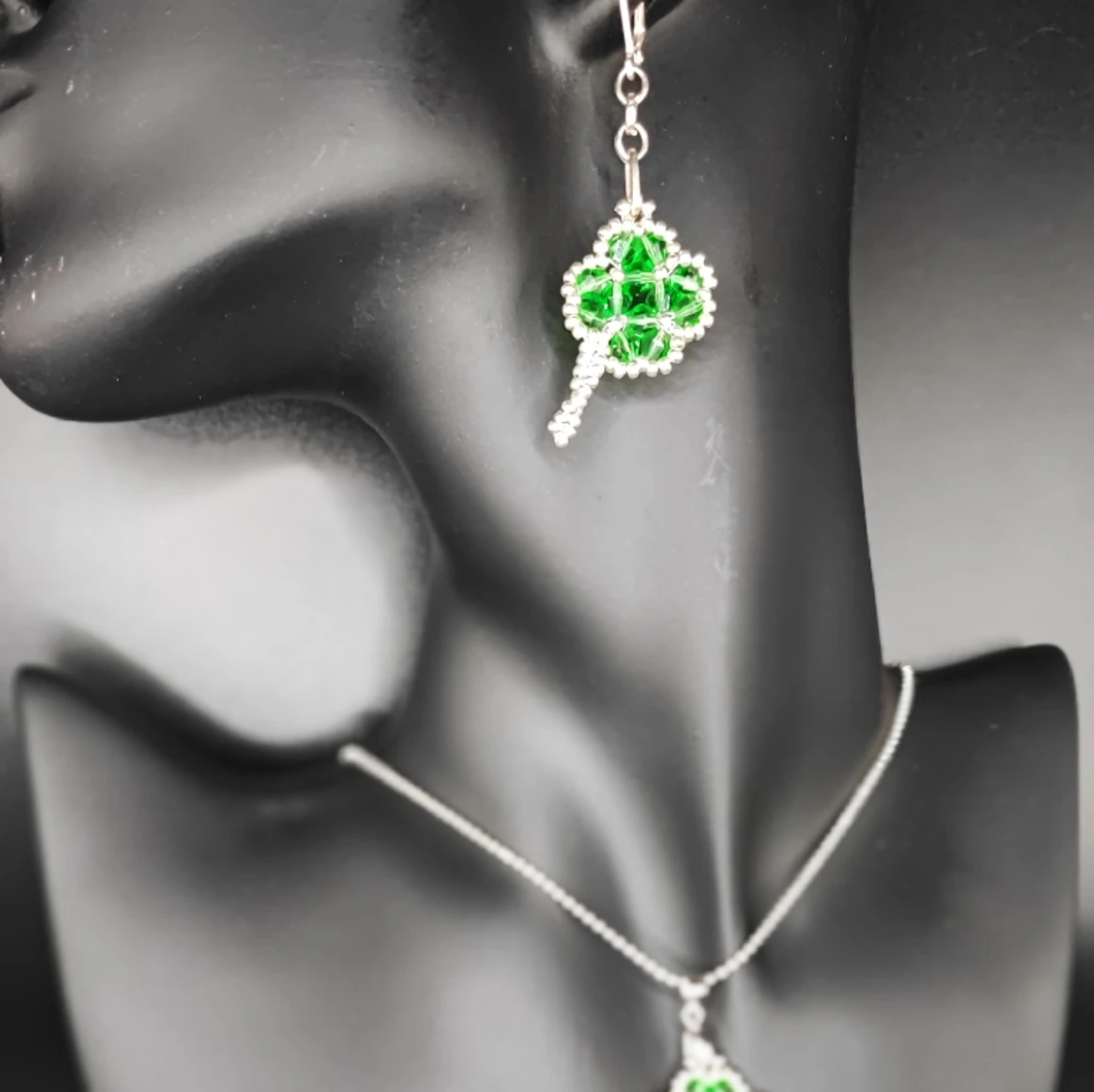 Handgjort Smyckes set fyrklöver  - 90