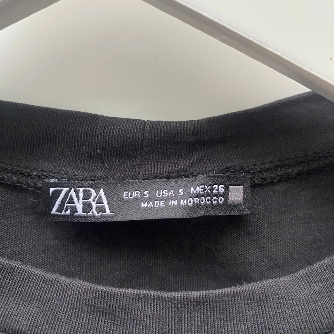 Festlig svart topp från zara! - 91